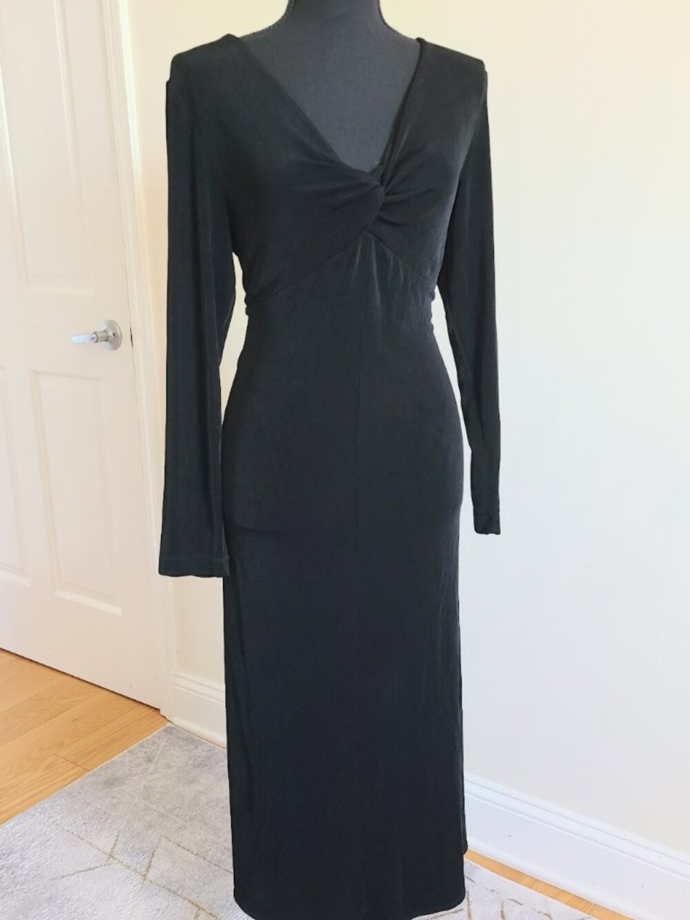 Vintage Chico’s Travelers Black Twist Front Midi Dress Size 2 Made in USA Y2K